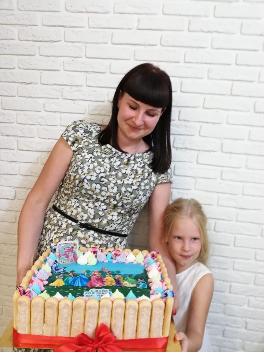 Ирина Черненко: как увлечение выпечкой тортов превратилось в семейный бизнес - 9282